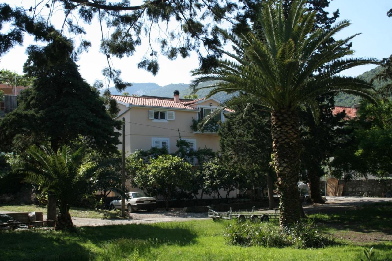 Apartments By The Sea Trpanj, Peljesac - 257 Esterno foto